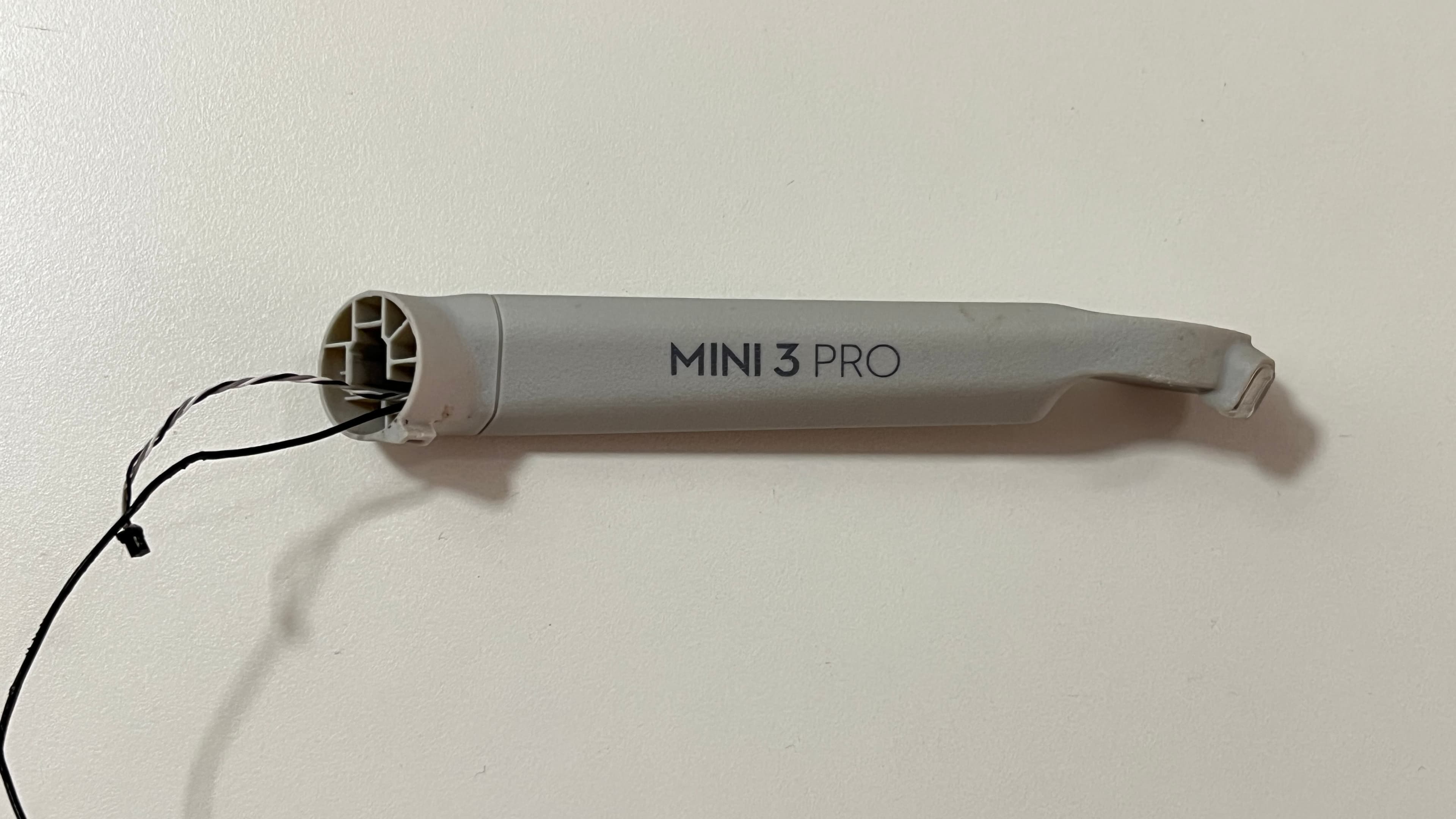 Braço Diantiro esquerdo Mini 3 Pro sem Motor